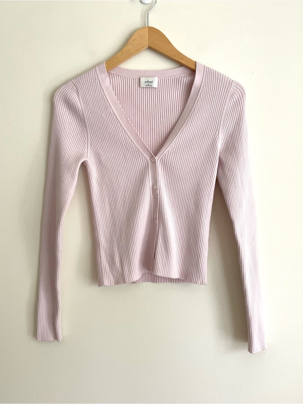 Aritzia Wilfred Adore V-Neck Ribbed Cardigan in Mochi Pink
